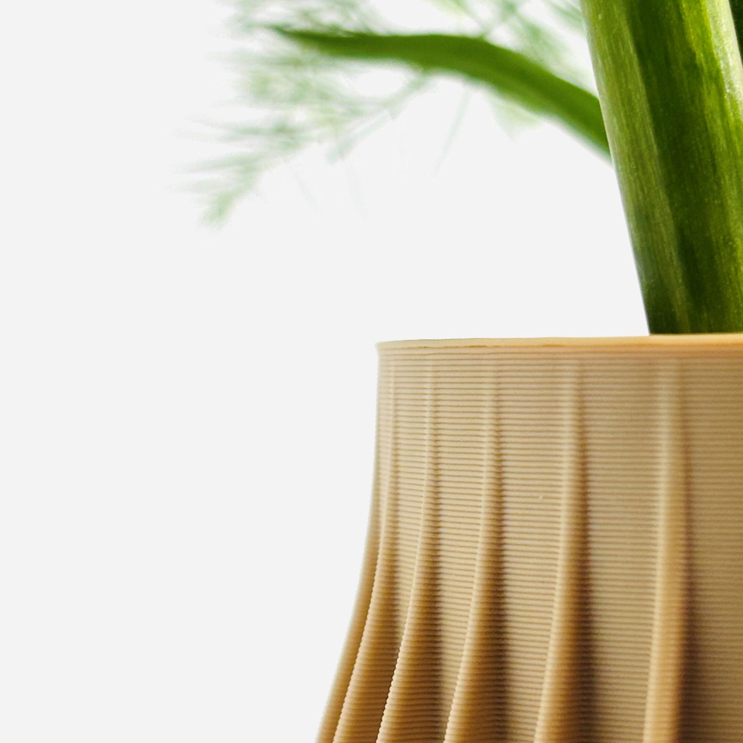 Sonnihaus Studio: HOLI Vase – Hazelnut Product Image 5 of 5