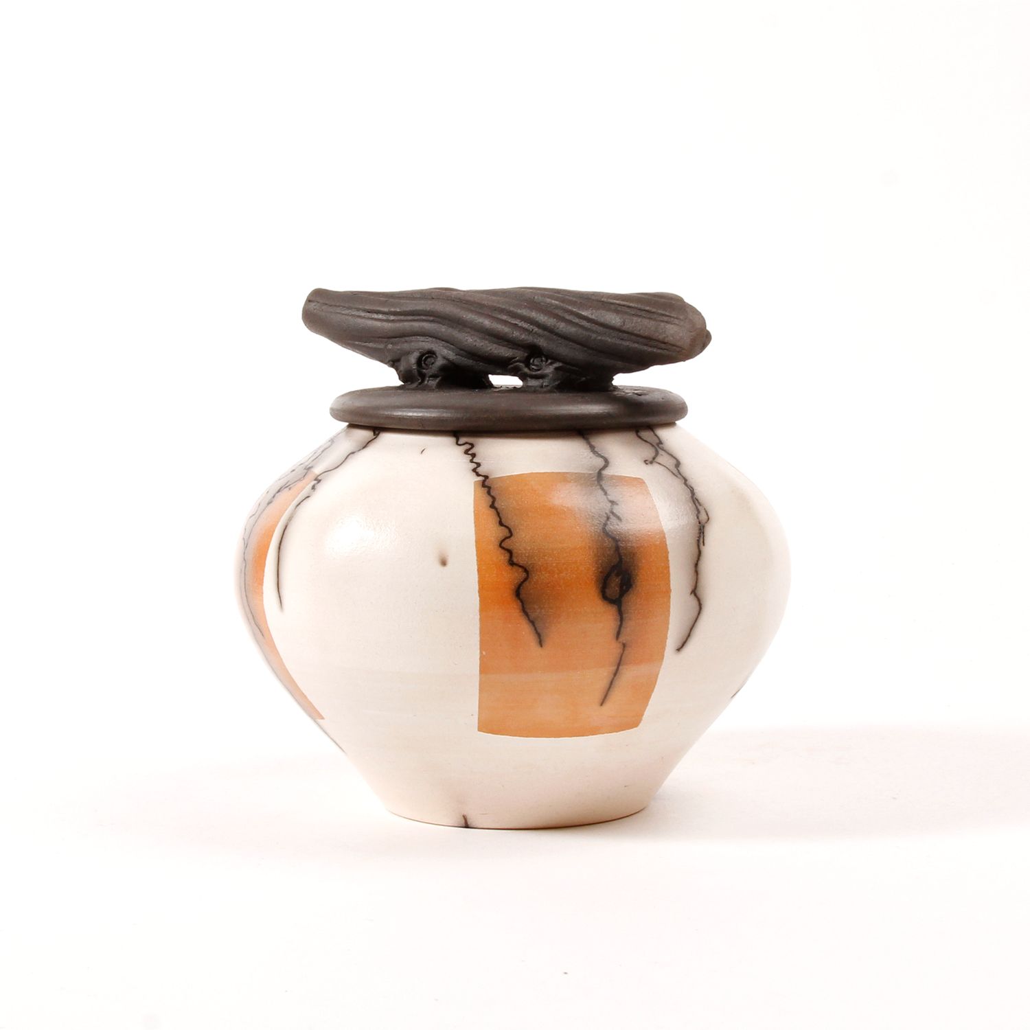 Shu-Chen Cheng: Small Horse Hair Cover Jar Product Image 1 of 2