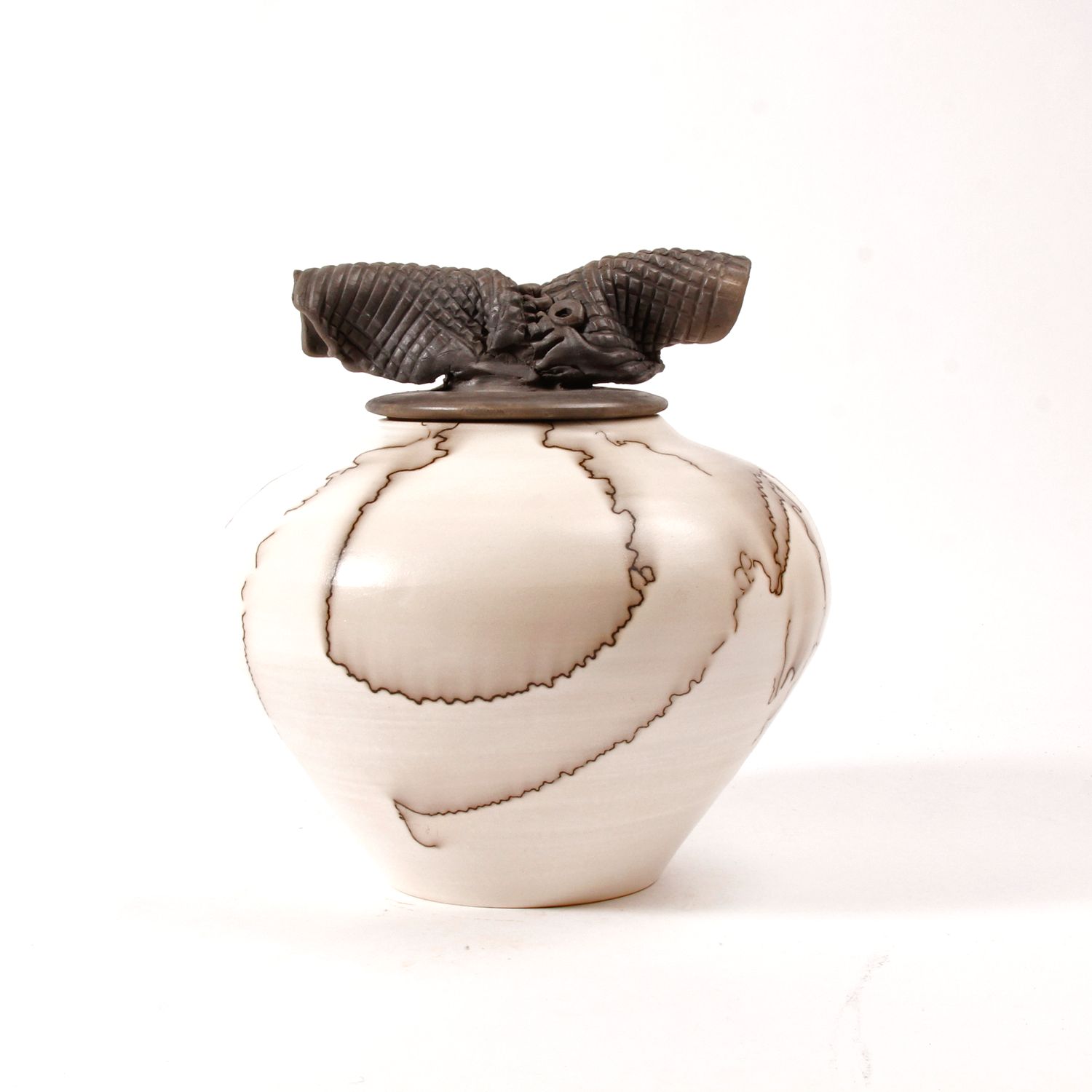 Shu-Chen Cheng: Large Horse Hair Cover Jar Product Image 1 of 2