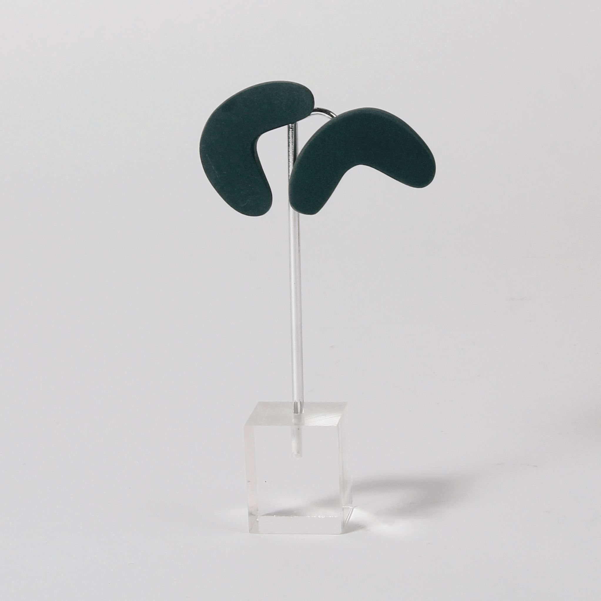 Adé Studio: Noa Earrings in Green Product Image 1 of 2