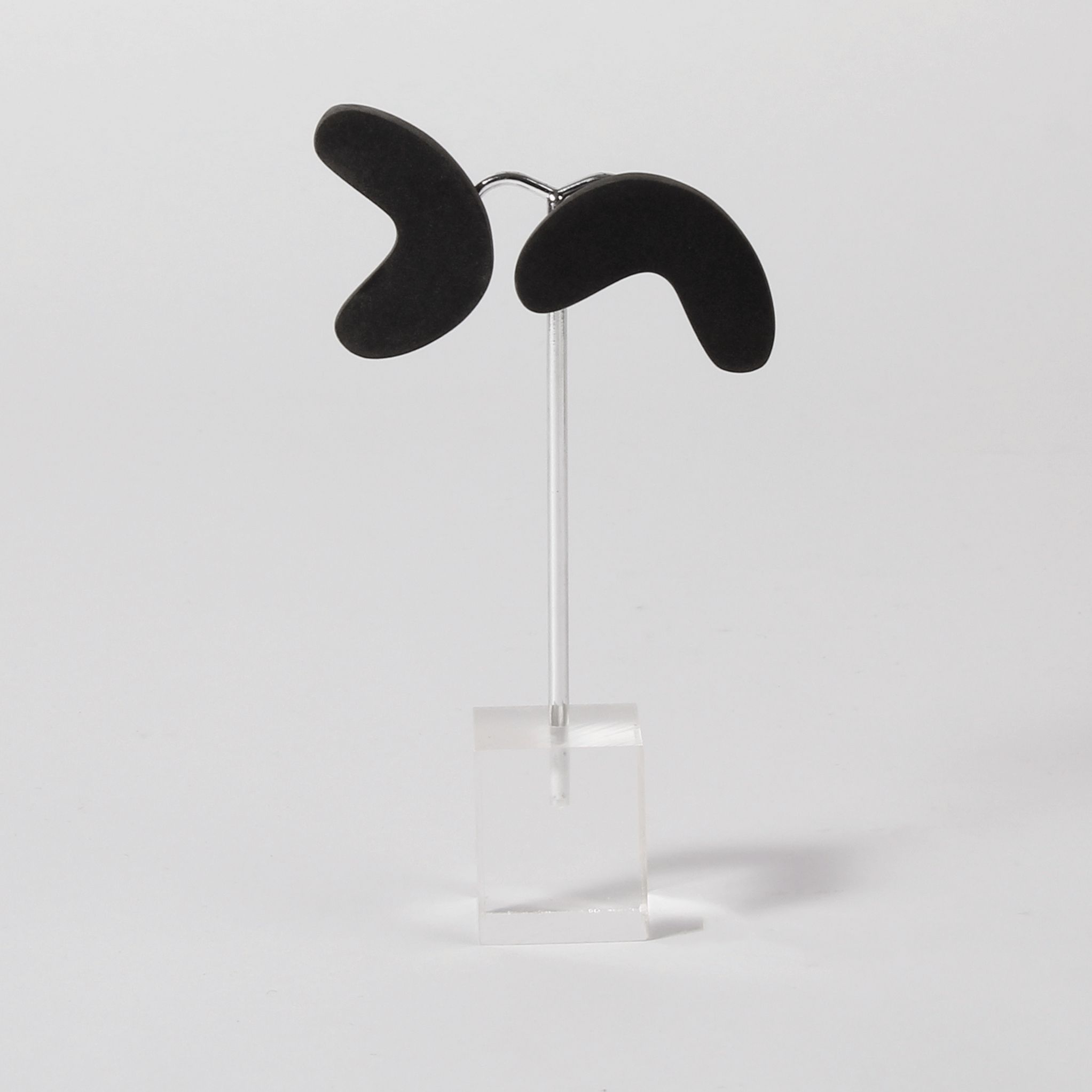 Adé Studio: Noa Earrings in Black Product Image 1 of 2