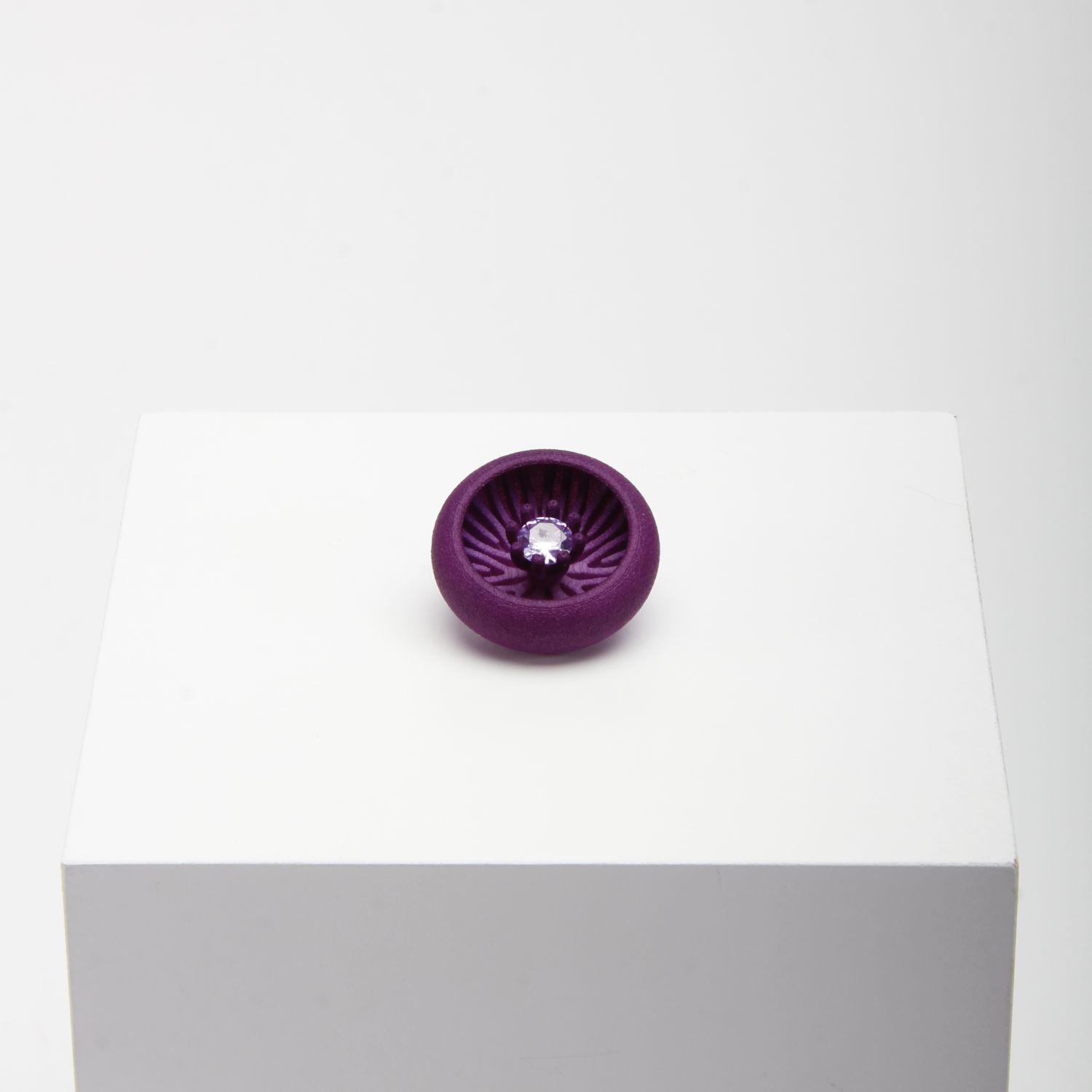Kormar: Large Mushroom Pin Product Image 4 of 5