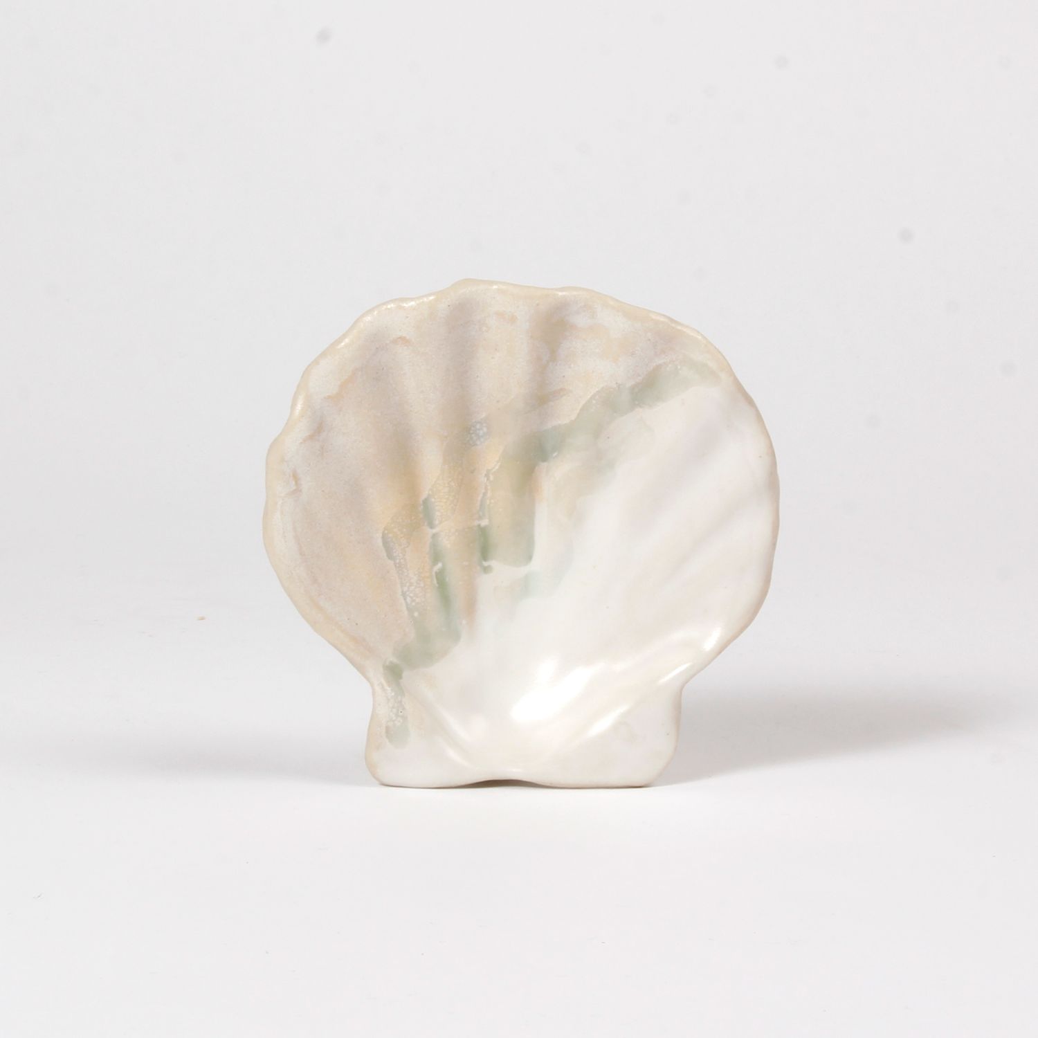 Brenda Nieves: Medium Clam Dish Product Image 1 of 3