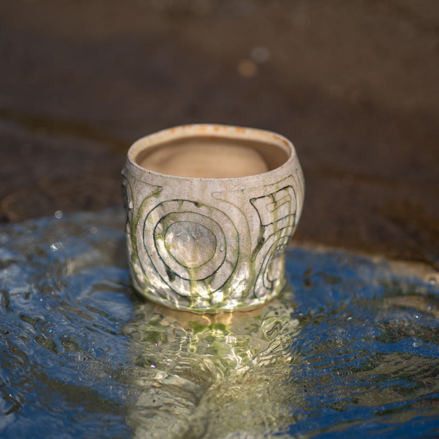 Queenie Xu: Small Upright Cup Product Image 3 of 7