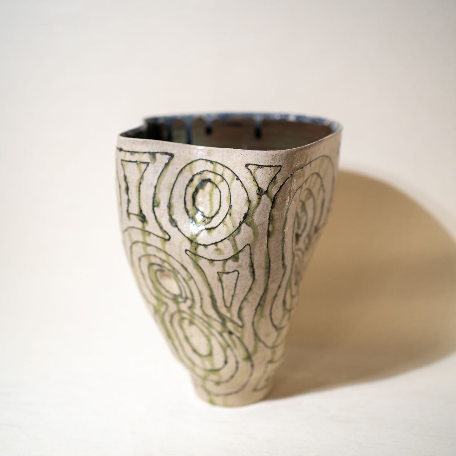 Queenie Xu: Large Vase Product Image 1 of 2