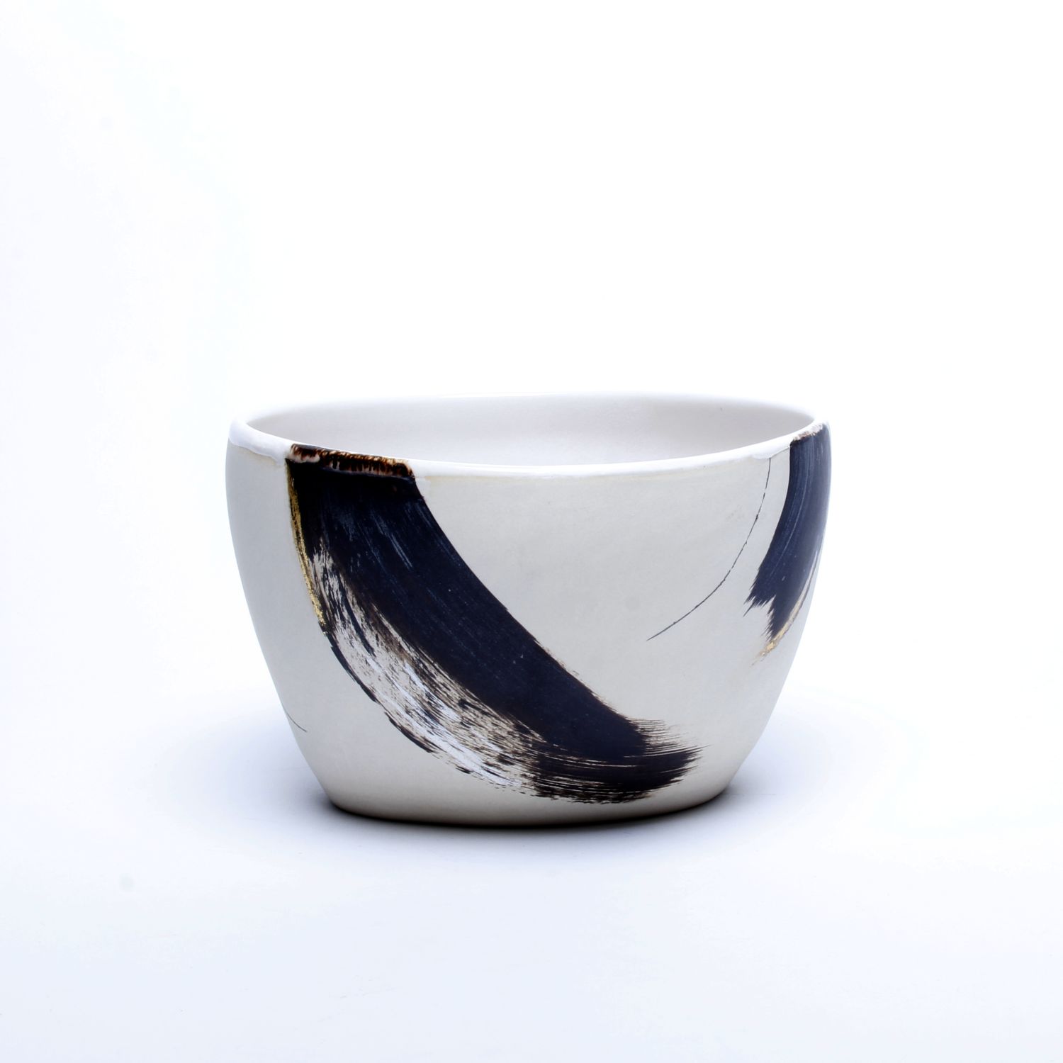 Jane Wilson: Large Black and White Bowl Product Image 2 of 3