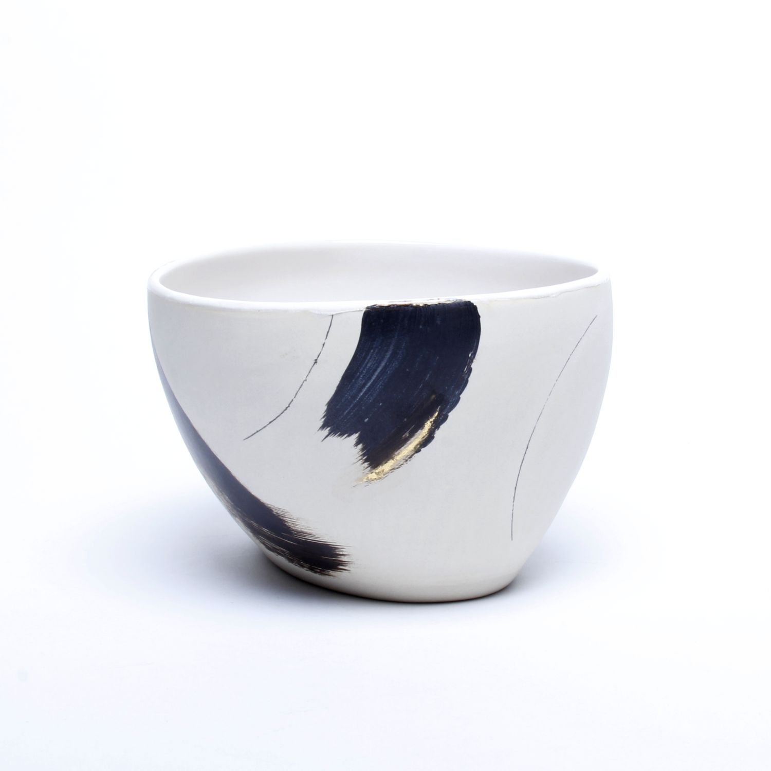 Jane Wilson: Large Black and White Bowl Product Image 3 of 3
