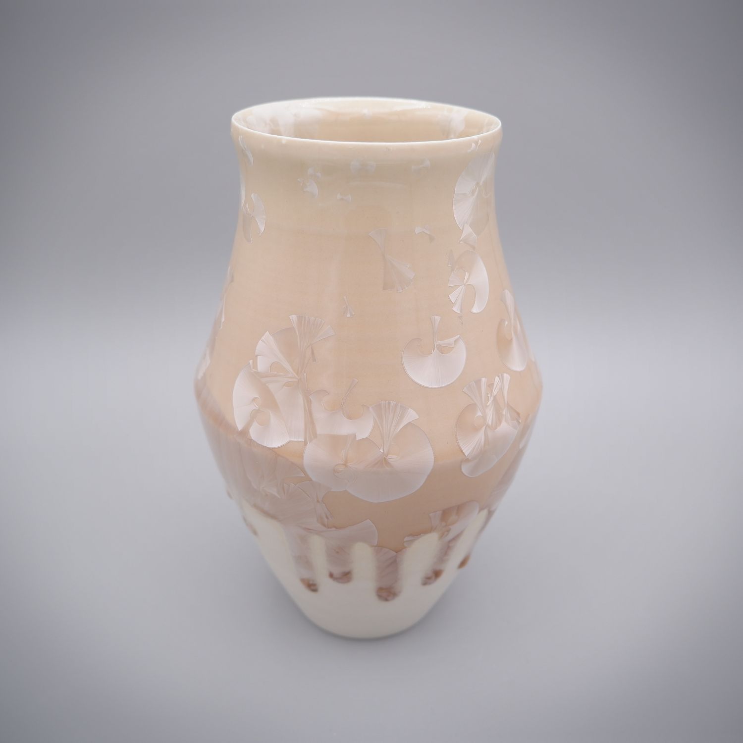 Dirtyheat: Medium Vase 1 Product Image 1 of 1