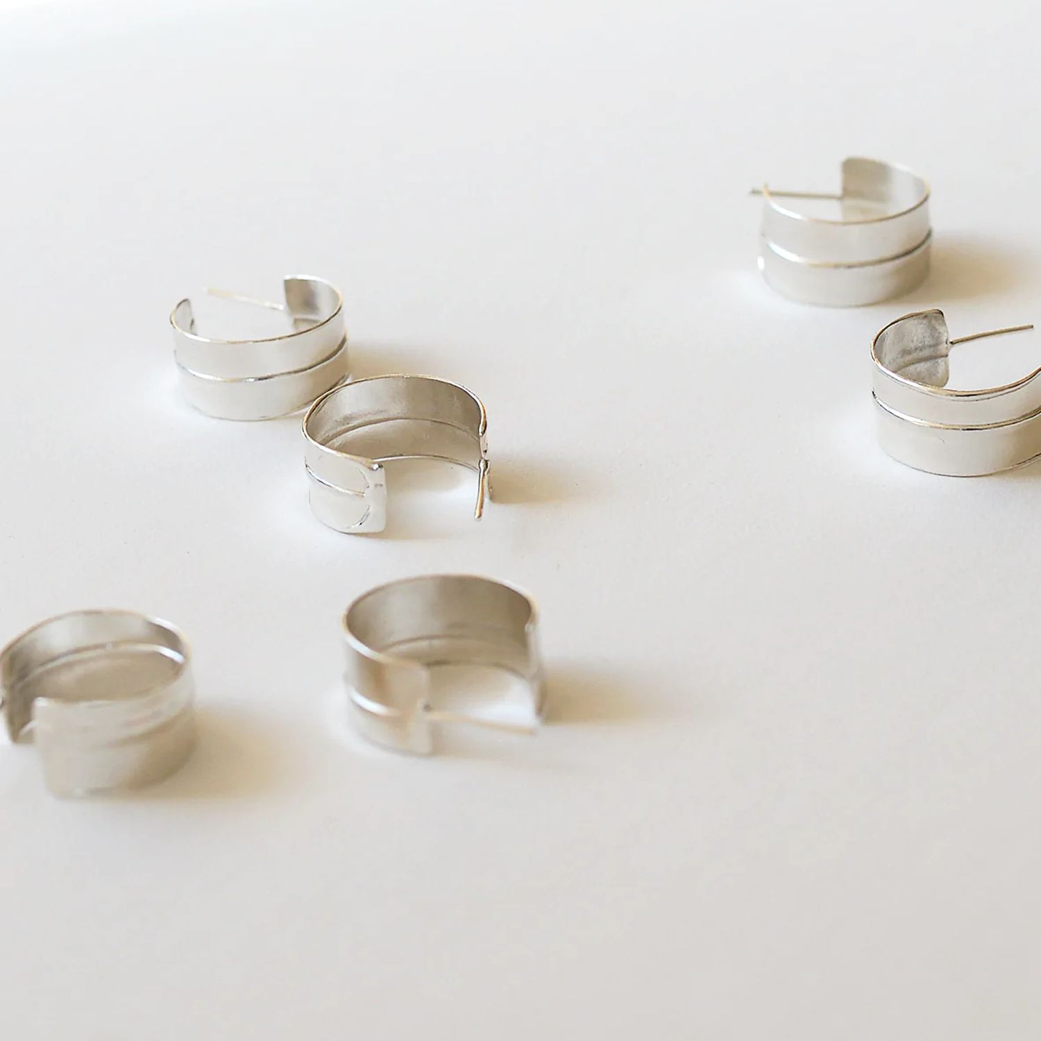 Michelle Ross: Kaida Earrings Large (Silver) Product Image 1 of 3