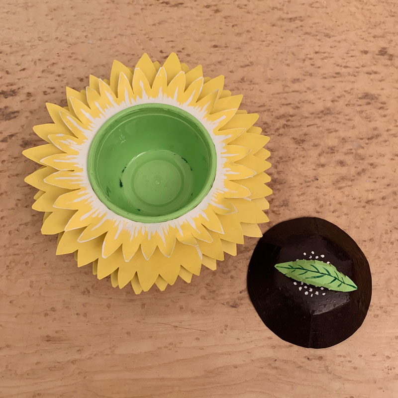 Paper sunflower box