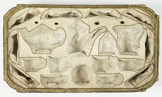 Interior of the presentation case after conservation