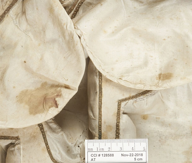 Chocolate residue on lining of the presentation case